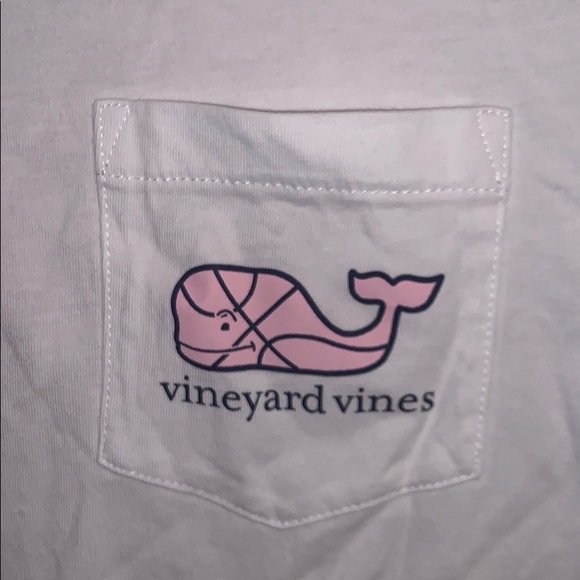 Vineyard vines hooded long sleeve t shirt! - Picture 4 of 4